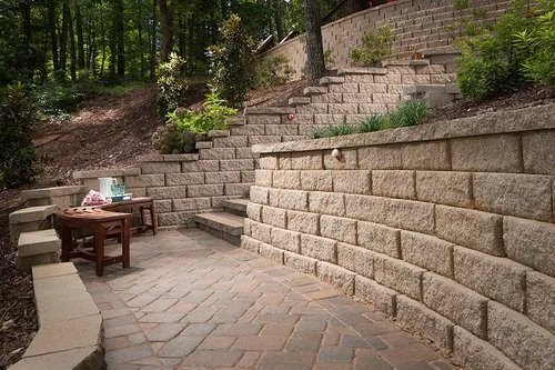 How A Functional Retaining Wall Can Improve Your Bay Area Home