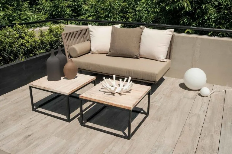 The Pros and Cons of Porcelain Pavers For Your California Home