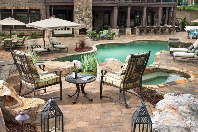Choosing The Best Pavers For Pool Surrounds in Sonoma County